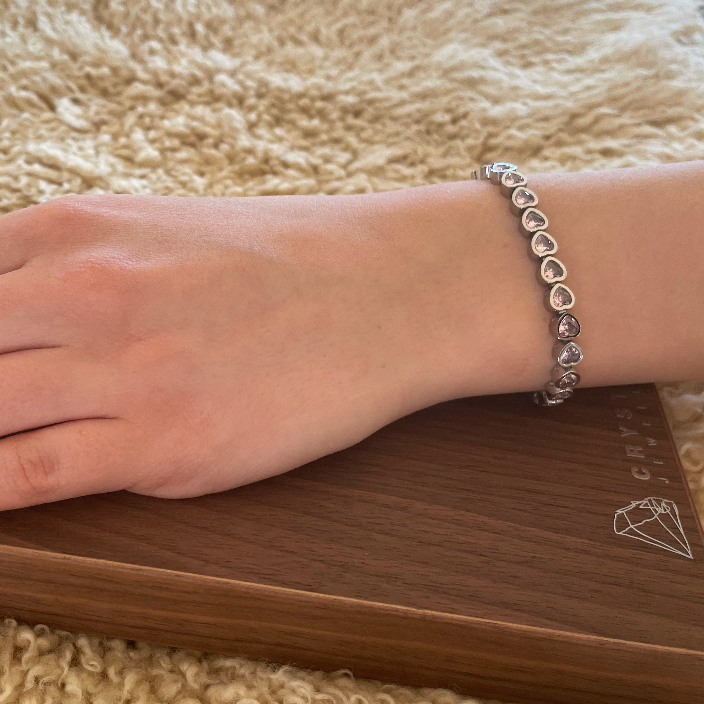 Pulsera Corazones Brillantes